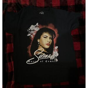 Selena Official Merchandise Music Singing‎ T-shirt Size M/L